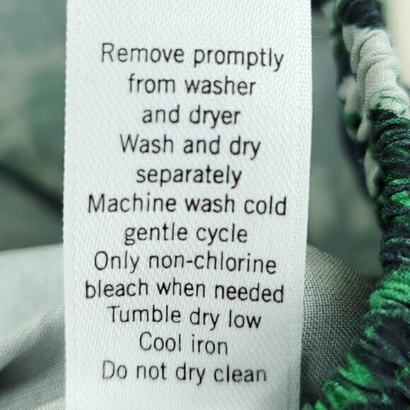 Athleta Tropic Stellar Short Pull On L Palm Tree Print Green/White - Picture 12 of 13